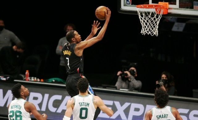 雄鹿绝杀浙江队，哈登高光表现