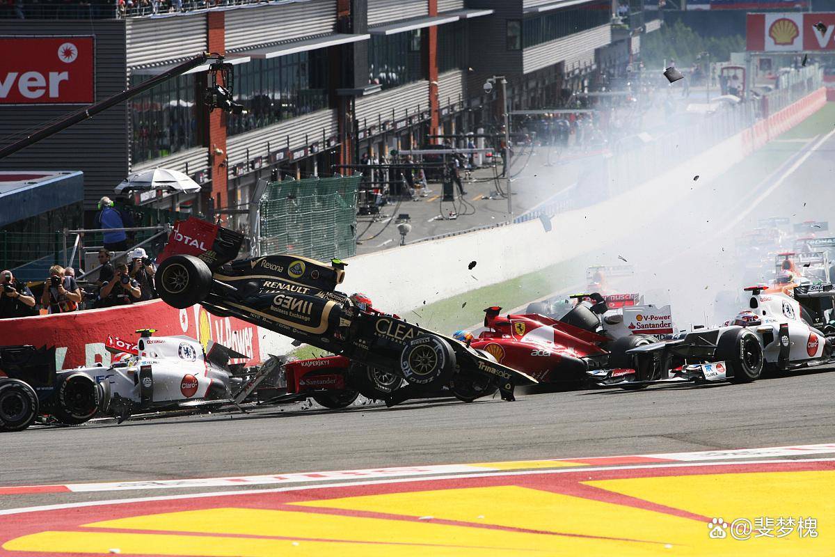 阿斯顿马丁轻取哈斯车队，勒克莱尔高光表现