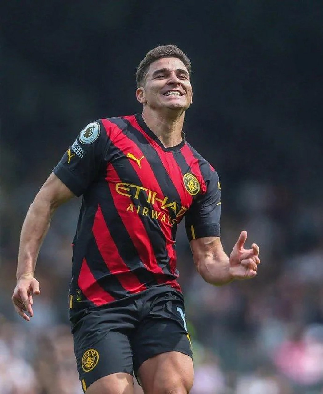 巴黎险胜曼城，阿尔瓦雷斯高光表现